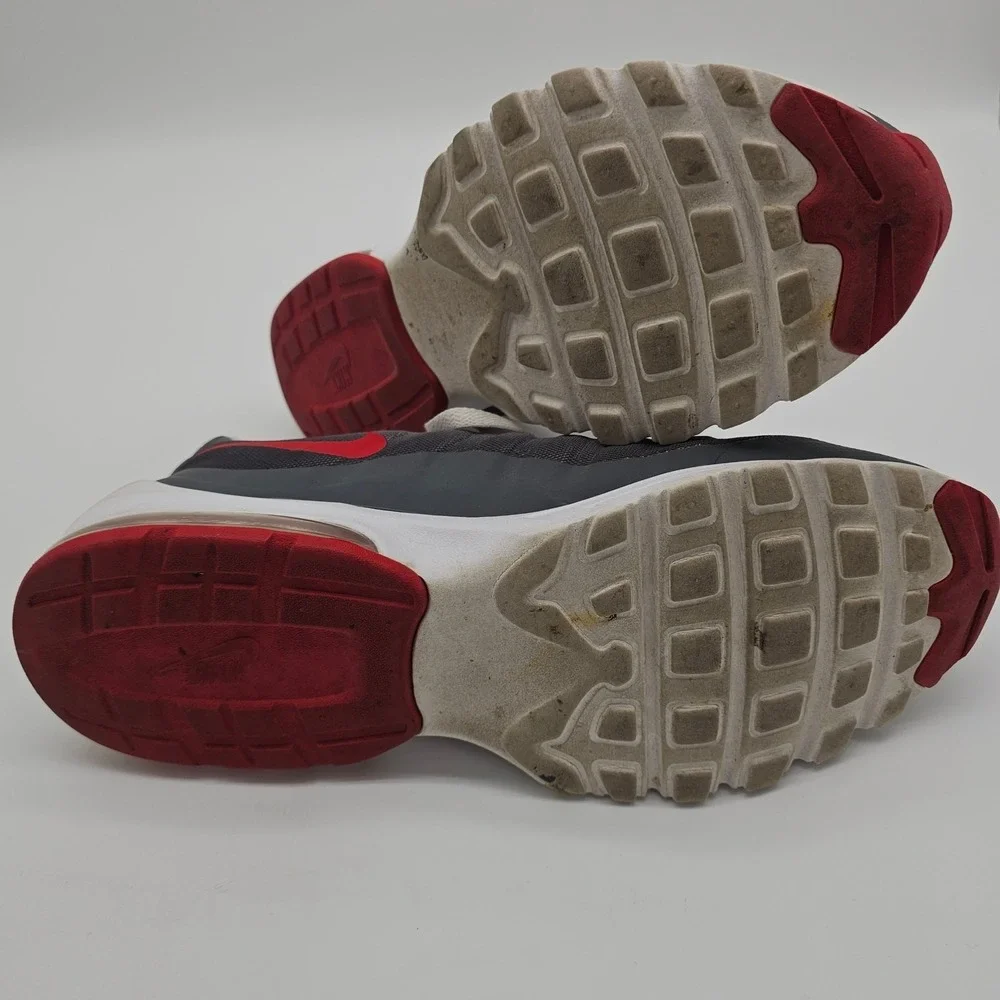 Nike Air Max‎ Invigor Wolf Grey/University Red' Men's Sz12